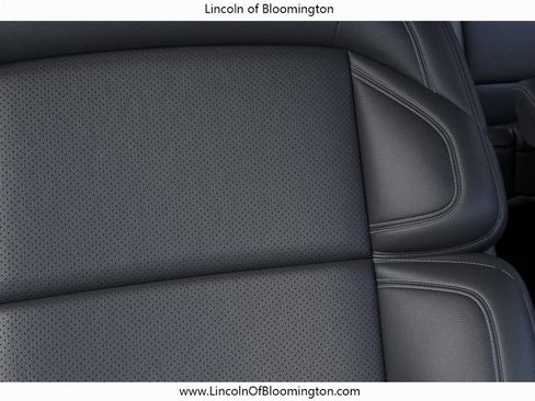 New 2026 Lincoln Navigator Reserve w/ Jet Appearance Package AWD/4WD image 19