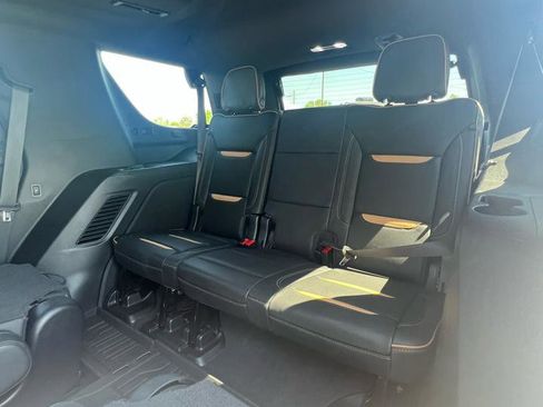 Used 2022 GMC Yukon AT4 image 15