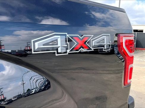 Used 2019 Ford F150 XLT image 10