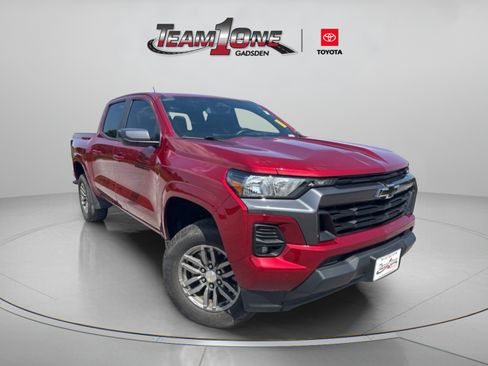 Used 2023 Chevrolet Colorado LT w/ LT Convenience Package II RWD image 1