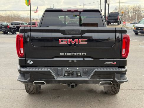 Used 2022 GMC Sierra 1500 AT4 w/ AT4 Premium Package image 7