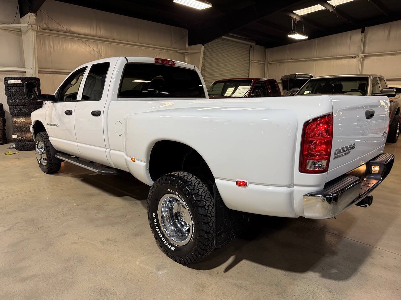 Used 2003 Dodge Ram 3500 Truck SLT AWD/4WD image 3