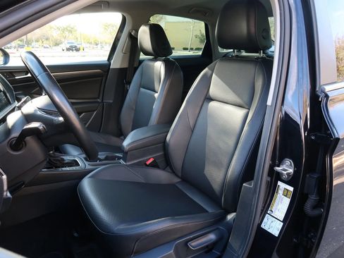 Used 2019 Volkswagen Jetta SEL FWD image 12