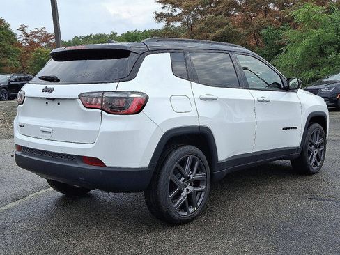 New 2026 Jeep Compass Limited w/ Sun, Sound & Navigation Group AWD/4WD image 3