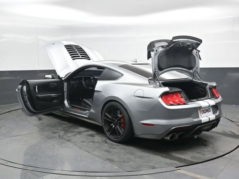 Used 2022 Ford Mustang Shelby GT500 w/ Technology Package image 52