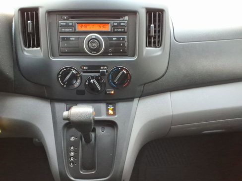 Used 2016 Nissan NV200 S image 25