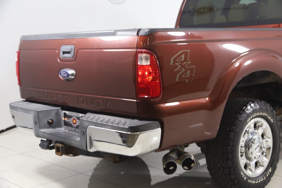 Used 2015 Ford F250 XLT w/ XLT Premium Package AWD/4WD image 33