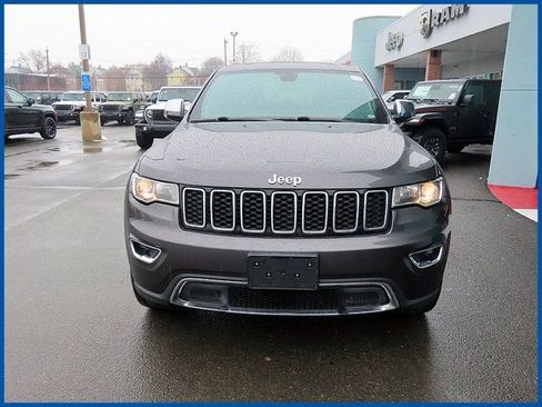 Certified 2017 Jeep Grand Cherokee Limited image 2