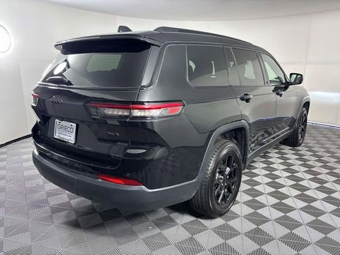 Used 2024 Jeep Grand Cherokee L Laredo AWD/4WD image 7
