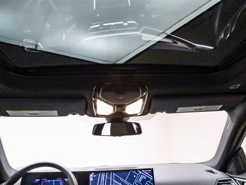 Used 2023 BMW i4 eDrive40 w/ Premium Package image 17