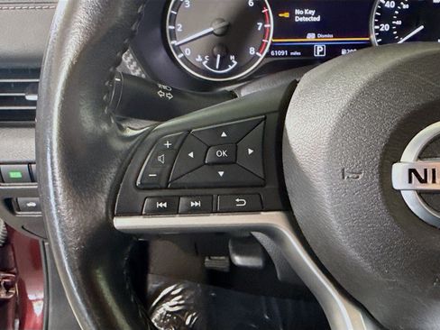 Used 2022 Nissan Sentra SV FWD image 14