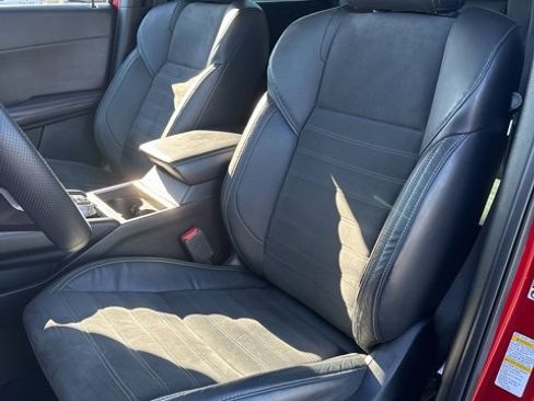 Used 2022 Mitsubishi Outlander SE image 9