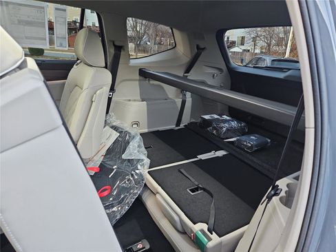 New 2026 Volkswagen Atlas SEL Premium R-Line image 23