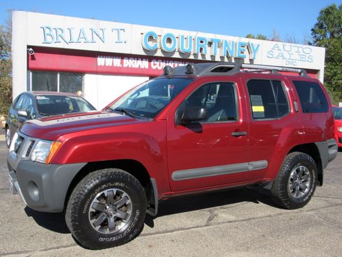 Used 2015 Nissan Xterra PRO-4X image 34