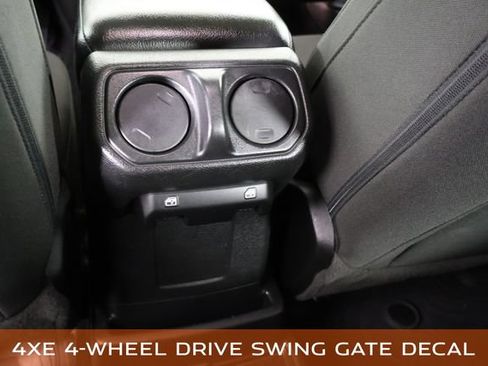 Used 2023 Jeep Wrangler Unlimited image 27