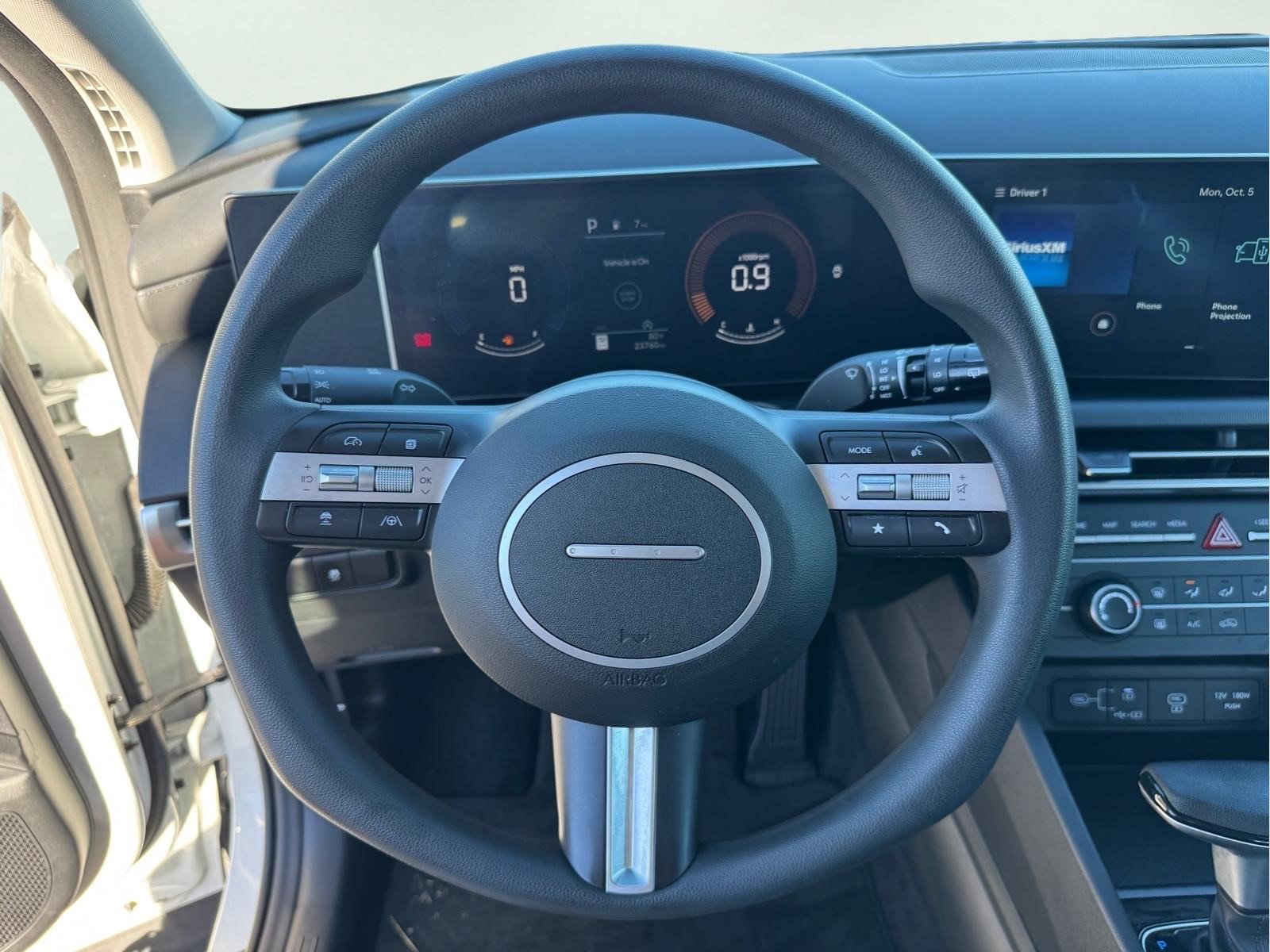 Certified 2025 Hyundai Tucson SE FWD image 24