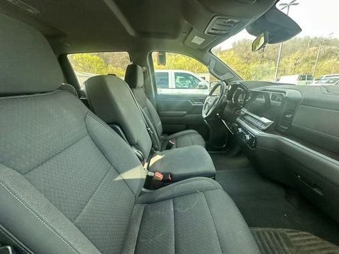 Used 2022 GMC Sierra 1500 Elevation image 9