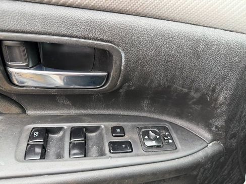 Used 2017 Mitsubishi Outlander SE FWD image 7