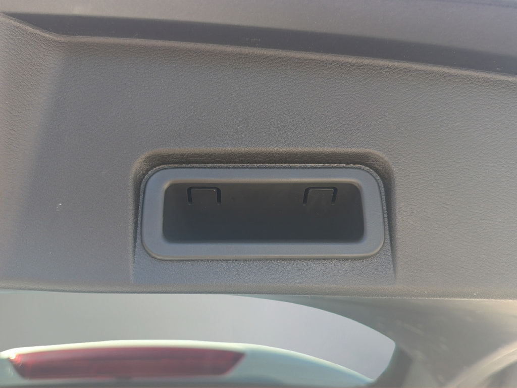 Certified 2024 Nissan Rogue SV AWD/4WD image 18