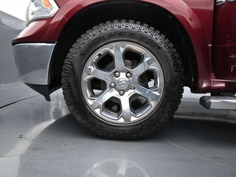 Used 2017 RAM 1500 Laramie w/ Convenience Group AWD/4WD image 27
