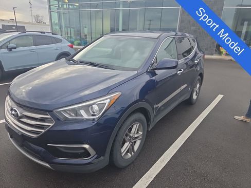 Used 2017 Hyundai Santa Fe Sport image 2
