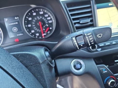 Used 2018 Hyundai Elantra Sport w/ Sport Premium Package 03 image 18