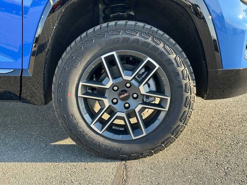 New 2026 GMC Terrain AT4 image 9