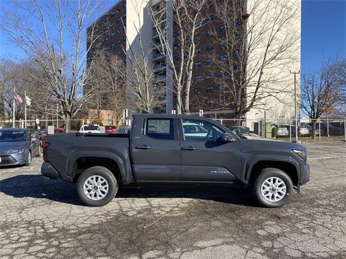 New 2025 Toyota Tacoma SR5 image 2