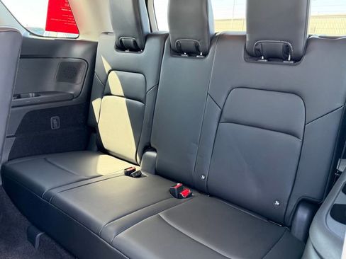 Used 2025 Nissan Pathfinder Platinum w/ Cargo Package FWD image 16