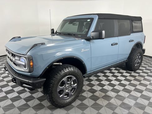 Used 2023 Ford Bronco Big Bend image 7