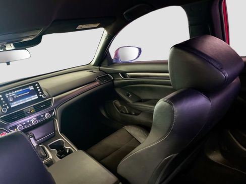 Used 2019 Honda Accord Sport image 21