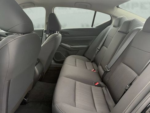 Used 2025 Nissan Altima 2.5 S FWD image 28