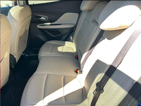 Used 2018 Buick Encore Essence w/ Experience Buick Package AWD/4WD image 5