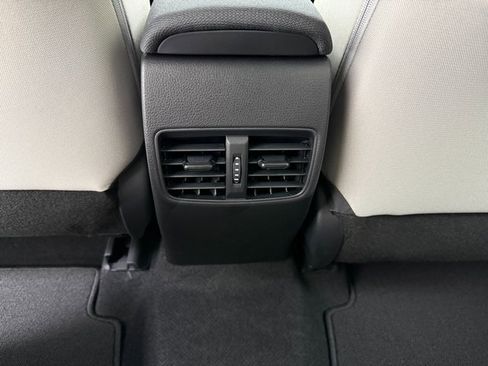 New 2026 Toyota Corolla Cross L image 32