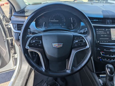 Used 2019 Cadillac XTS Luxury FWD image 22