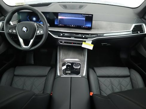 Used 2026 BMW X5 xDrive40i AWD/4WD image 14