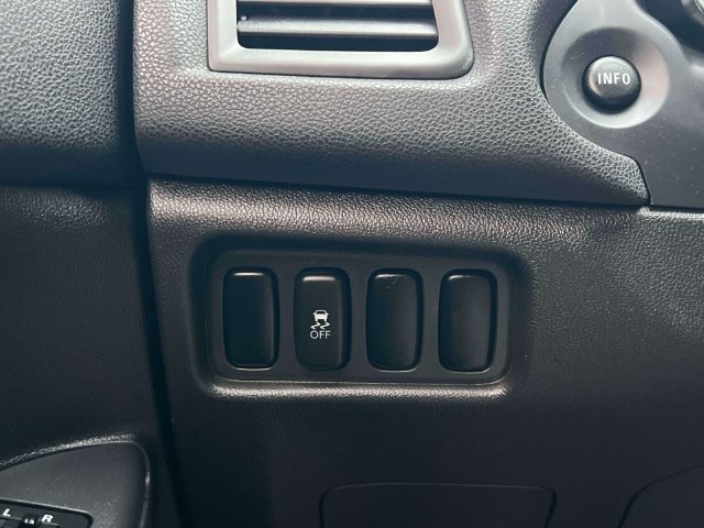 Used 2017 Mitsubishi Outlander Sport LE FWD image 25