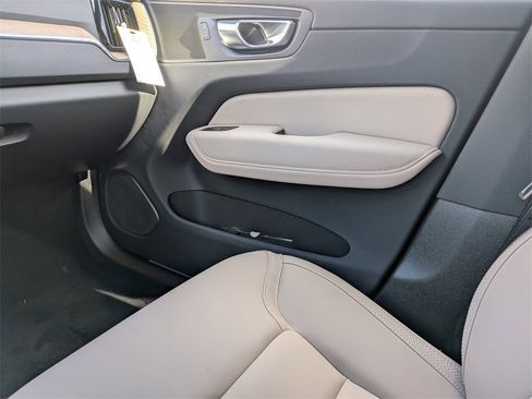 New 2026 Volvo XC60 B5 Plus w/ Protection Package Premier image 7