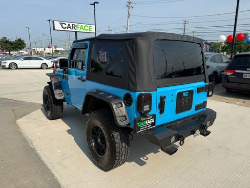 Used 2017 Jeep Wrangler Sport AWD/4WD image 8