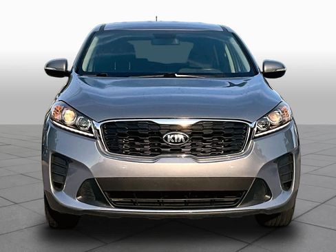 Used 2019 Kia Sorento L FWD image 3