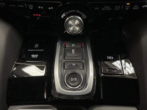 Used 2023 Acura MDX SH-AWD w/ Technology Package image 23