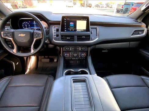 Used 2024 Chevrolet Tahoe High Country image 14