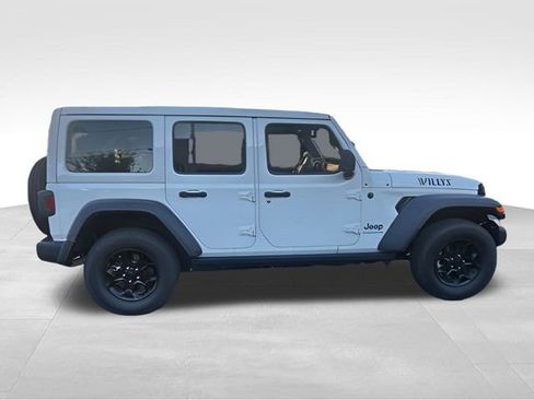 Used 2023 Jeep Wrangler Unlimited w/ Sun & Screen Package image 2