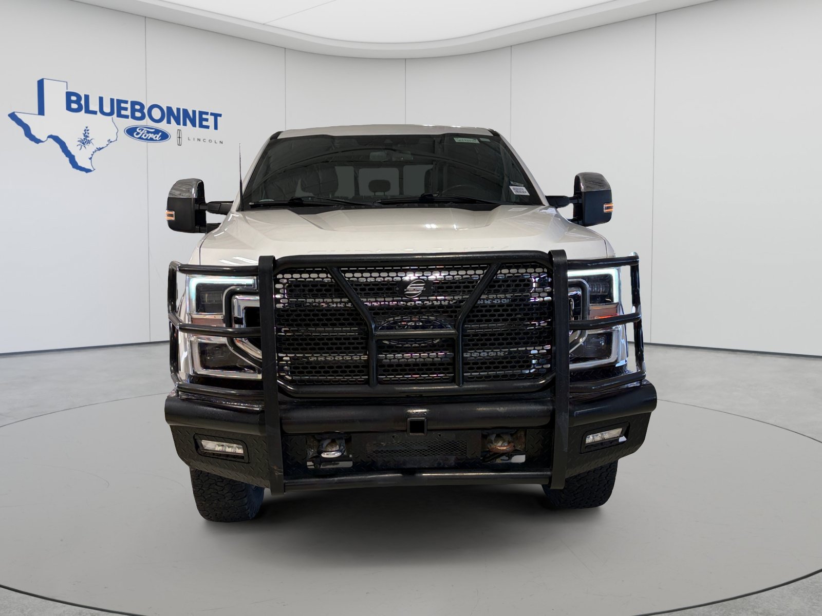 Used 2022 Ford F250 Lariat w/ Lariat Ultimate Package AWD/4WD image 2