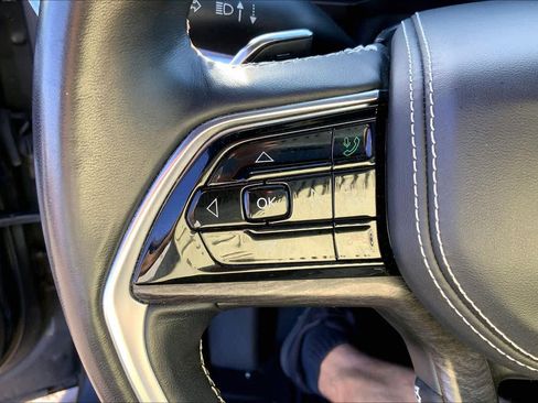 Used 2021 Jeep Grand Cherokee L Overland w/ Luxury Tech Group IV image 22