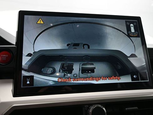 Used 2024 Toyota Tacoma TRD Sport w/ TRD Sport Upgrade Package image 21