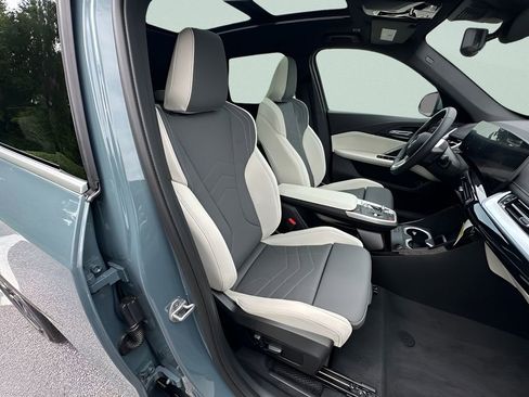 New 2026 BMW X1 xDrive28i w/ Convenience Package AWD/4WD image 24
