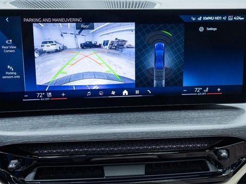 New 2026 BMW 330i xDrive Sedan w/ Premium Package image 20