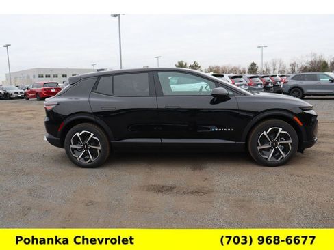 New 2026 Chevrolet Equinox EV LT image 8