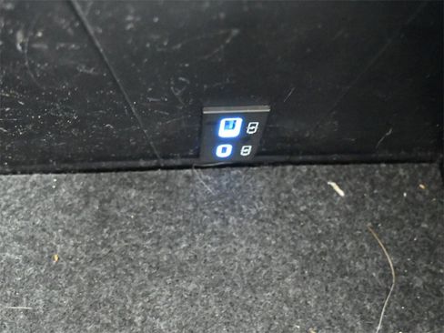 Used 2023 Toyota Tacoma SR image 15